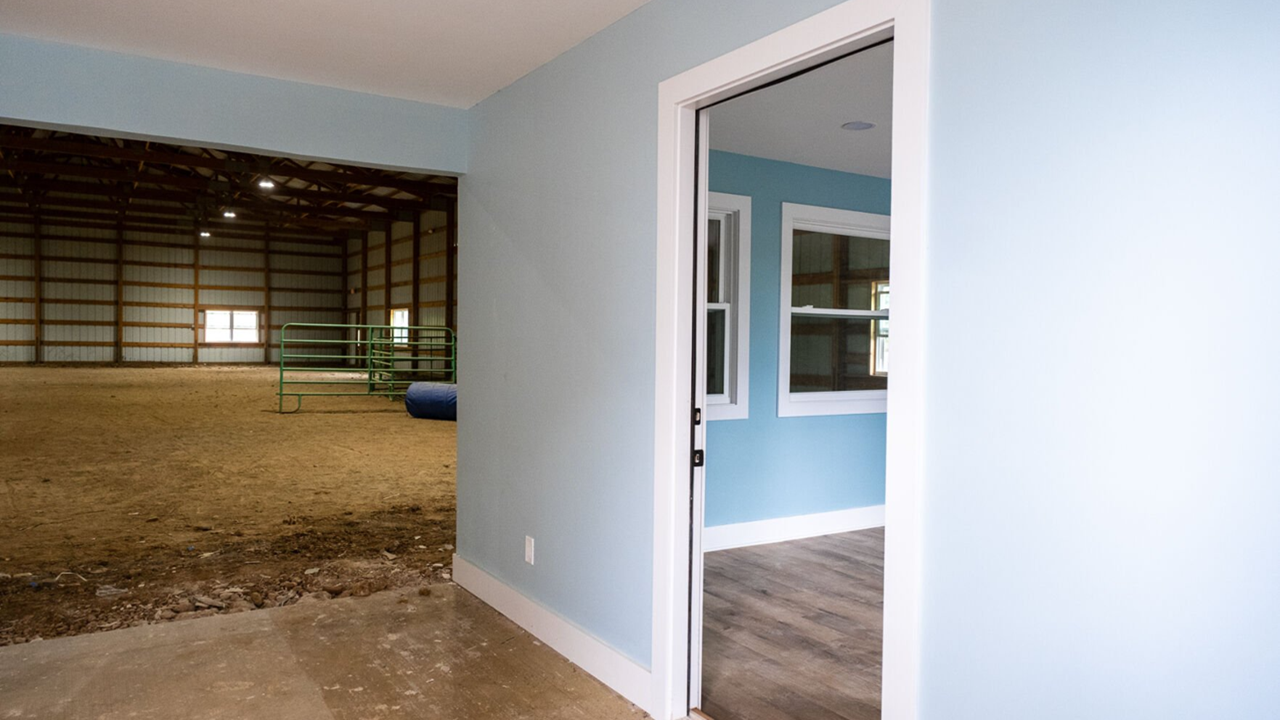 Louisville's Boys & Girls Haven opens new viewing room at its equine therapy arena